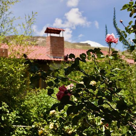 Hostal Vientos Del Altiplano Putre Exterior photo